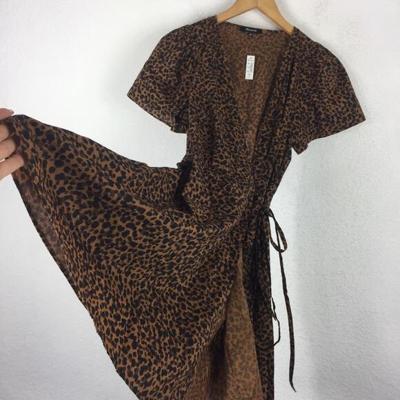 NWT Madewell Flutter-Sleeve Wrap Mini Dress in Painted Leopard Medium - Picture 13 of 15